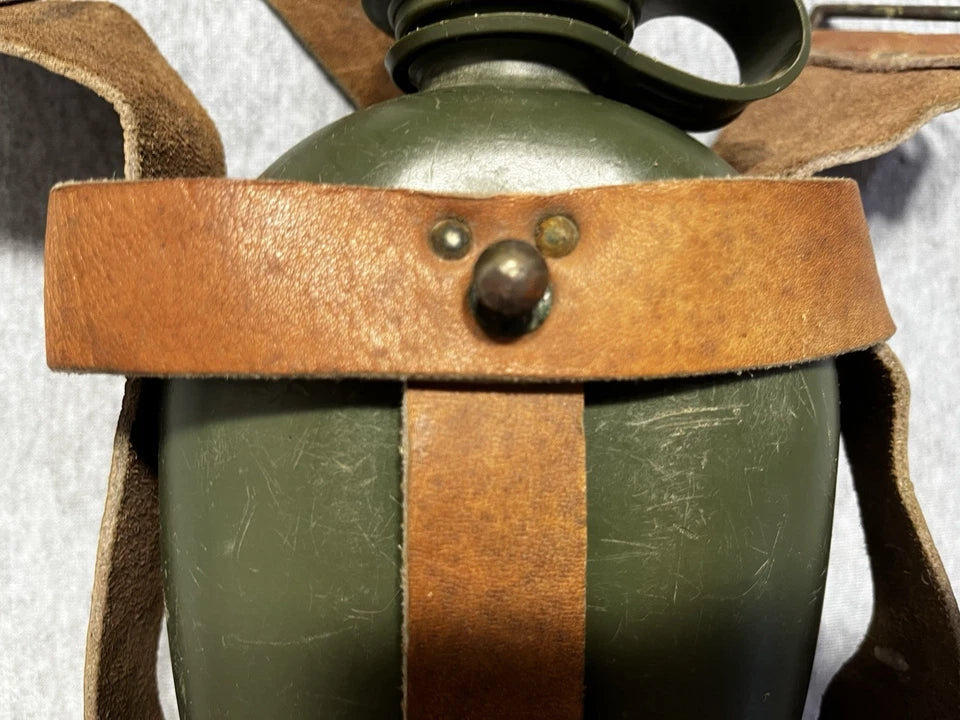 Australian WW1 Pattern 1915 Canteen Holder